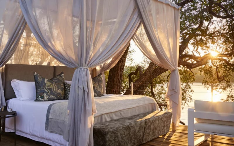 12 Day The Best of Zimbabwe Tour: Victoria Falls, Hwange & Mana Pools